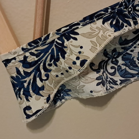 SHEIN Black and Cream Maxi Dress - Picture 4 of 6